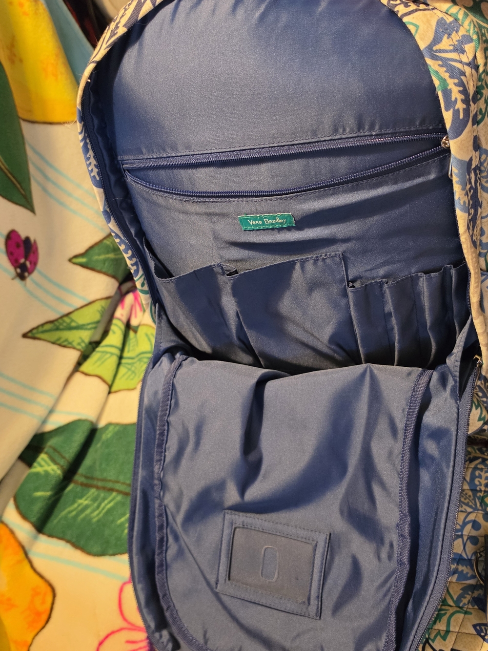 Vera Bradley Santiago 4-Piece Set: Rolling Backpack, Hipster Crossbody & Wallets - Picture 7 of 16